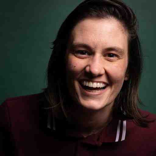 ROAR! Comedy: Heather Shaw