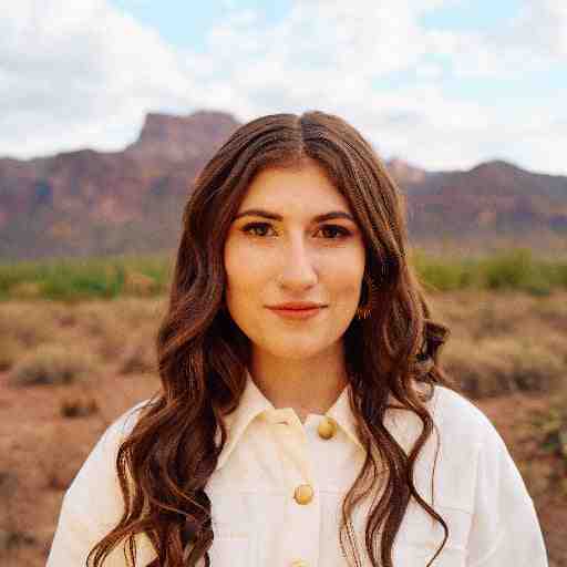 Katy Nichole & Claire Leslie