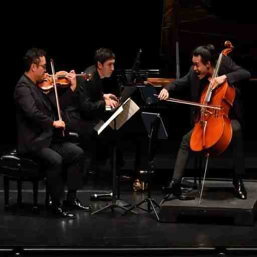 Trio Barclay: Schubert's Piano Trio 1